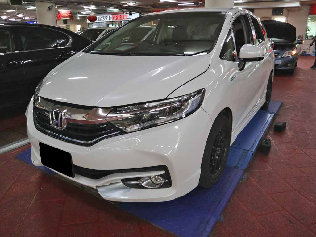 Honda Shuttle 1.5 Auto (Hybrid)