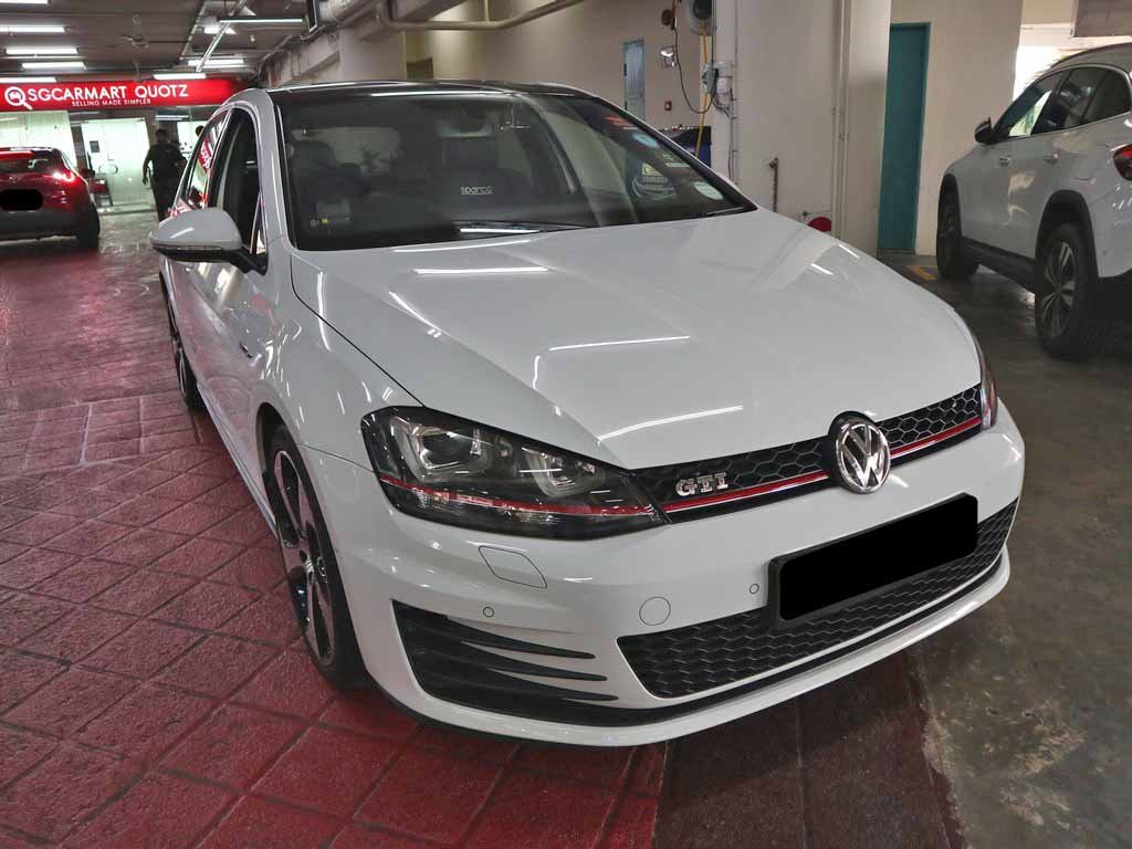 Volkswagen Golf GTI 2.0 TSI