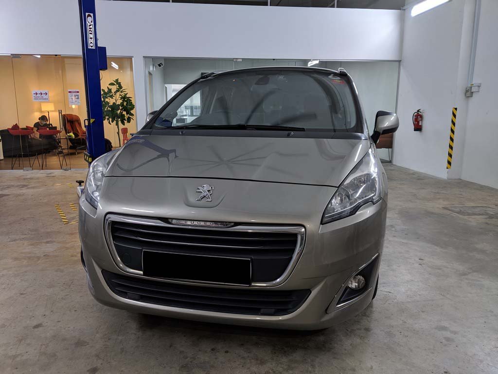 Peugeot 5008 1.6A Bluehdi EAT6 Sunroof