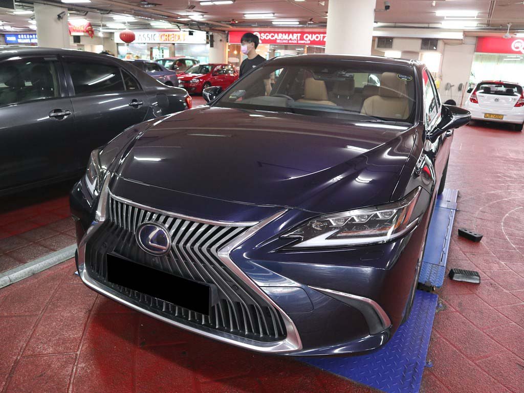 Lexus ES300H Luxury (Hybrid)