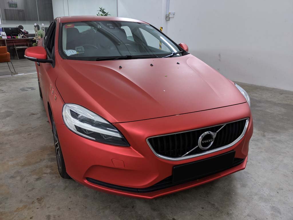VOLVO V40 T2 (A)