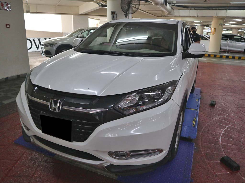 Honda Vezel 1.5X CVT