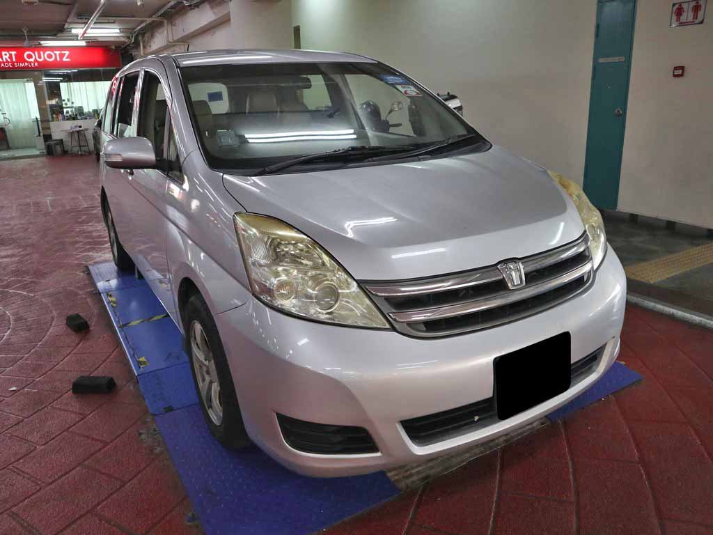 Toyota ISIS 1.8LX A (COE Till 09/2023)