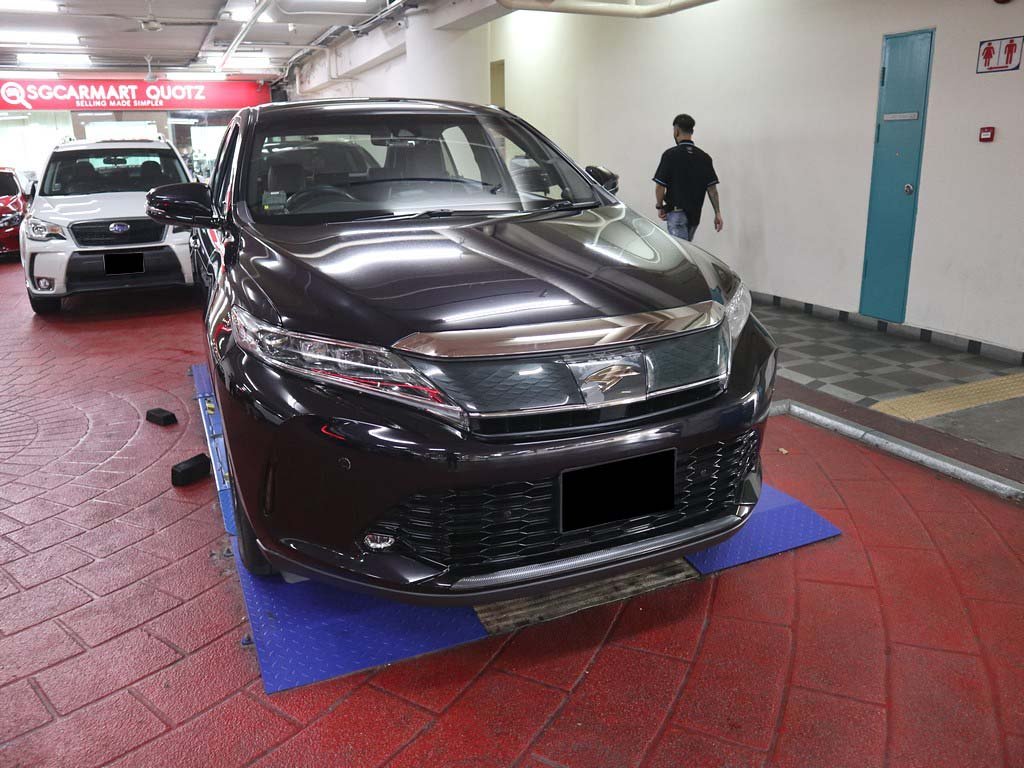 Toyota Harrier M Grade