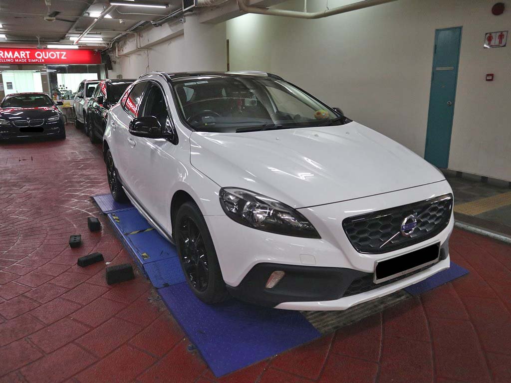 Volvo V40 Cross Country D2