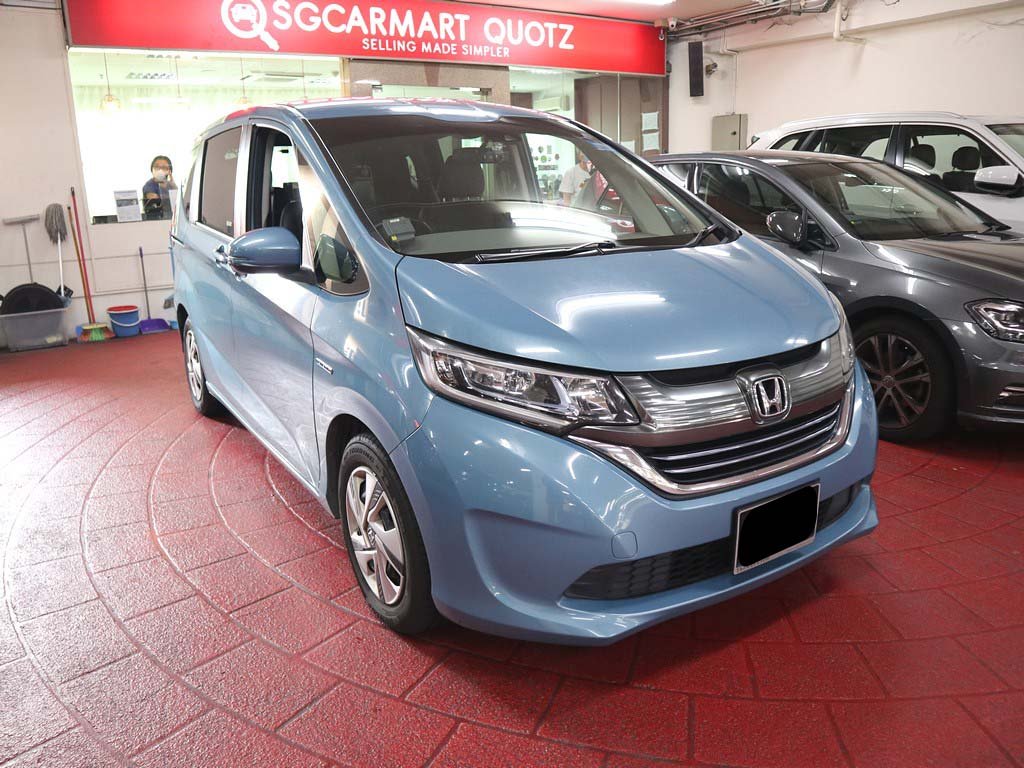 Honda Freed 1.5G Auto (Hybrid)