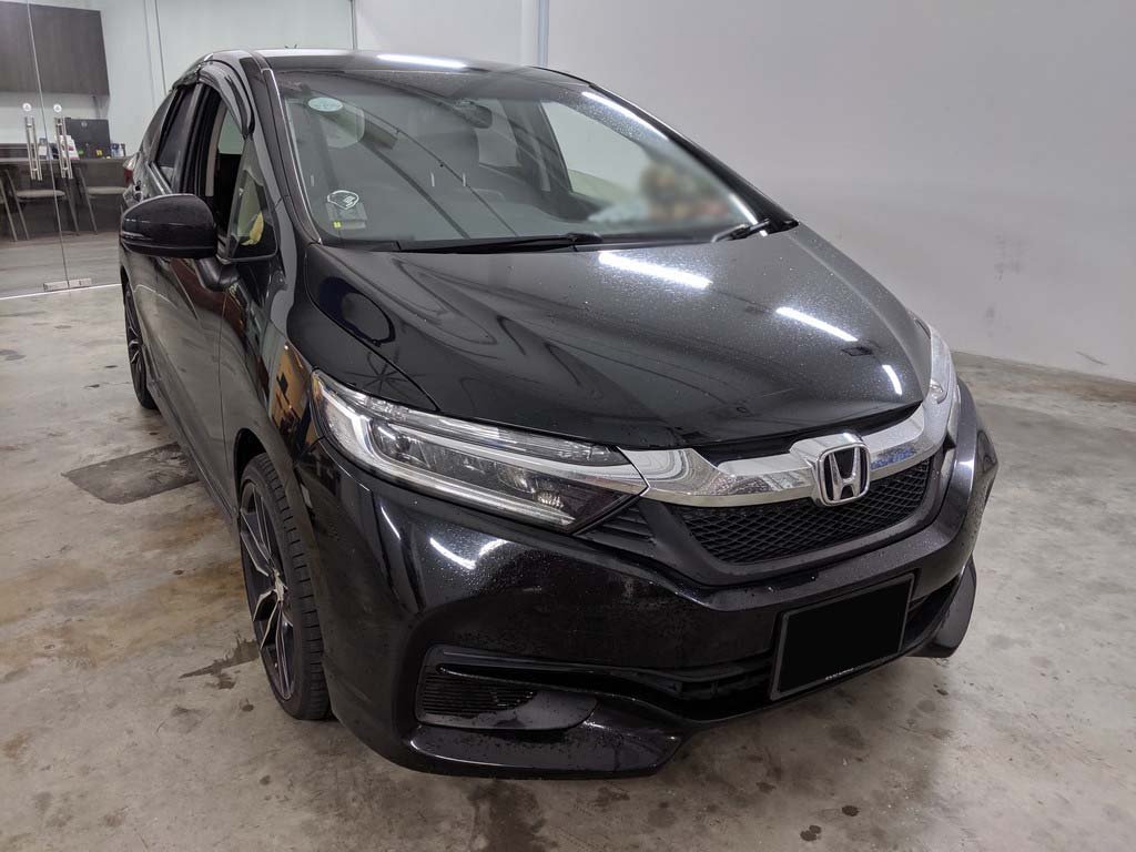 Honda Shuttle 1.5G CVT ABS D/airbag 2WD 5DR