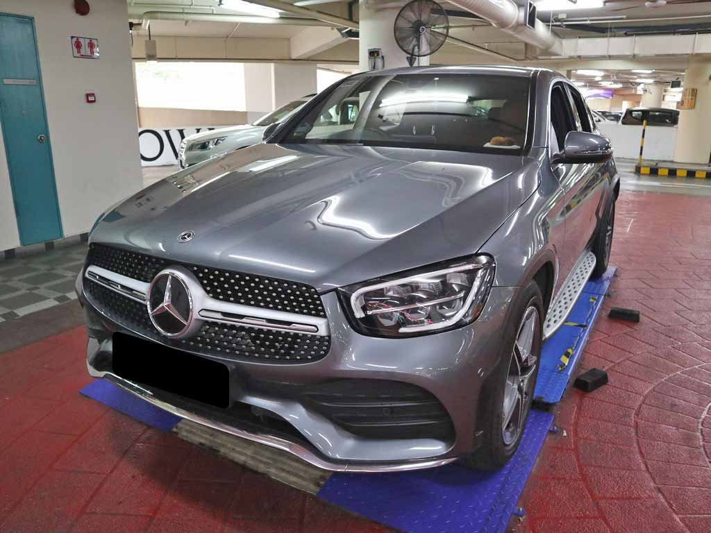 Mercedes Benz GLC300 4matic Coupe (R19 Led)