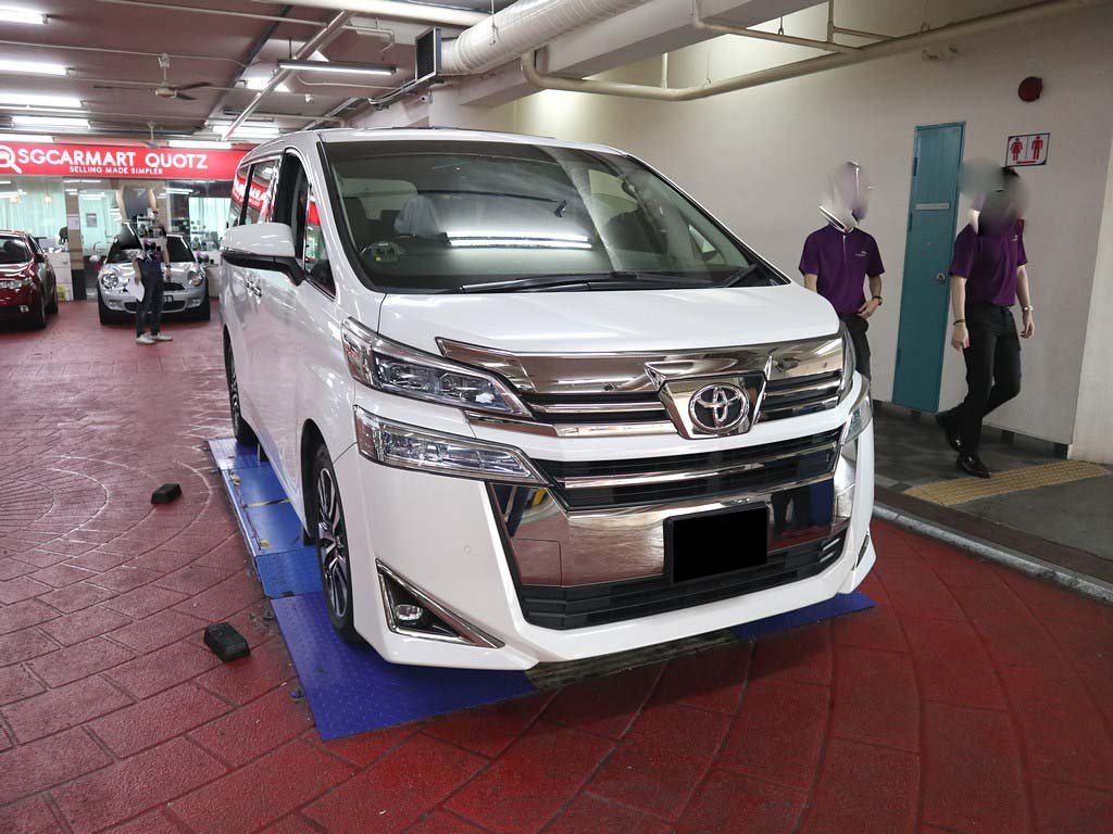 Toyota Vellfire Elegance Moonroof