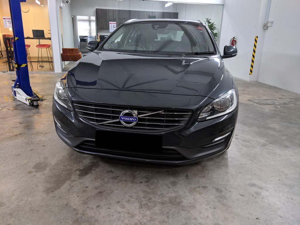 Volvo V60 D2