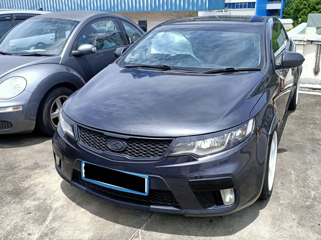 Kia Cerato Forte Koup 2.0 SX (COE Till 06/2024)
