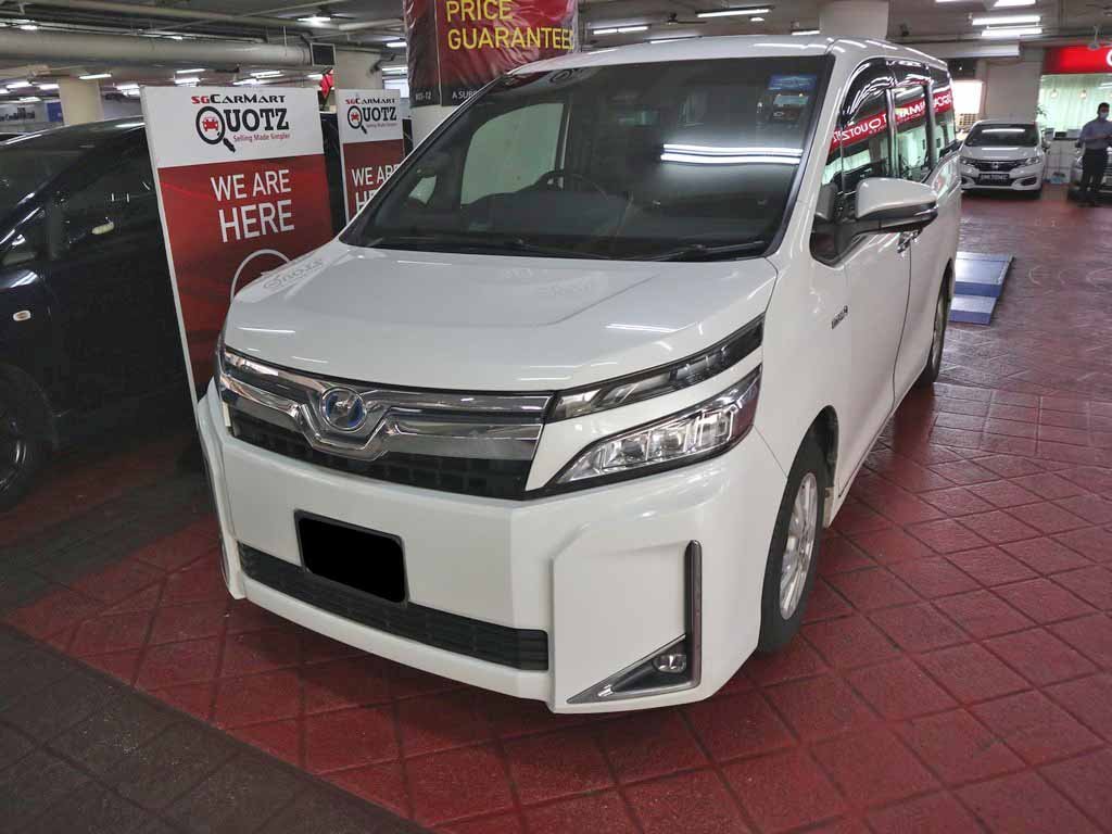 Toyota Voxy 1.8V CVT (Hybrid)