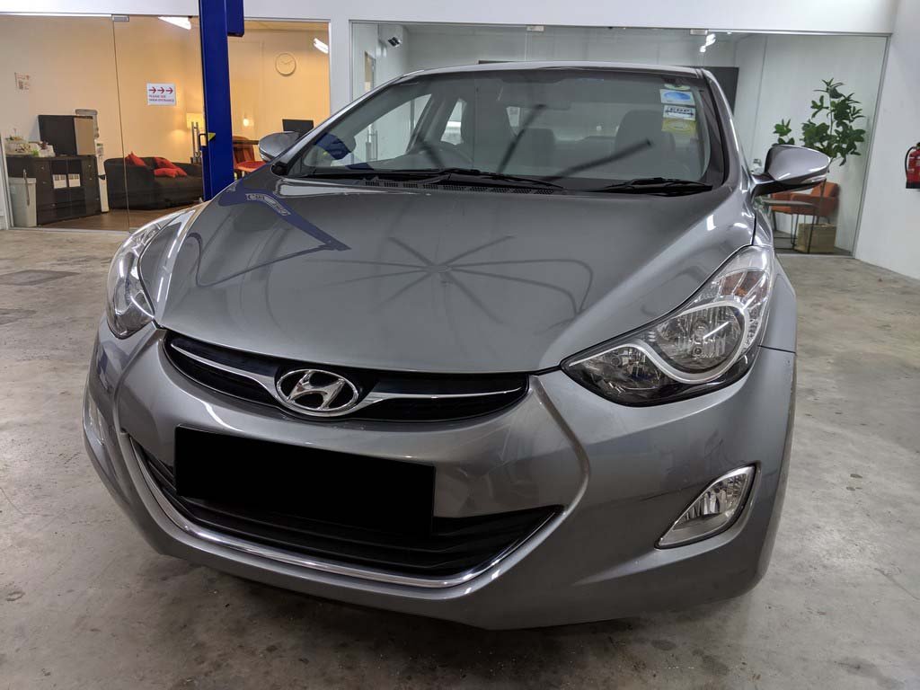 Hyundai Elantra 1.6A ABS
