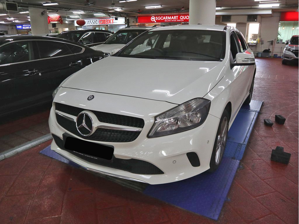 Mercedes Benz A180 FL Style (R17 HLG)