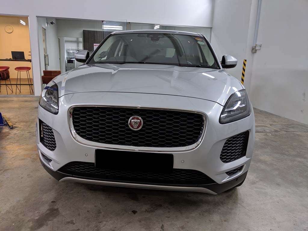 Jaguar E Pace 2.0P (200ps)