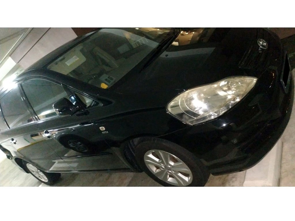 Toyota Picnic Auto W/o Roof Rack (COE Till 05/2027)