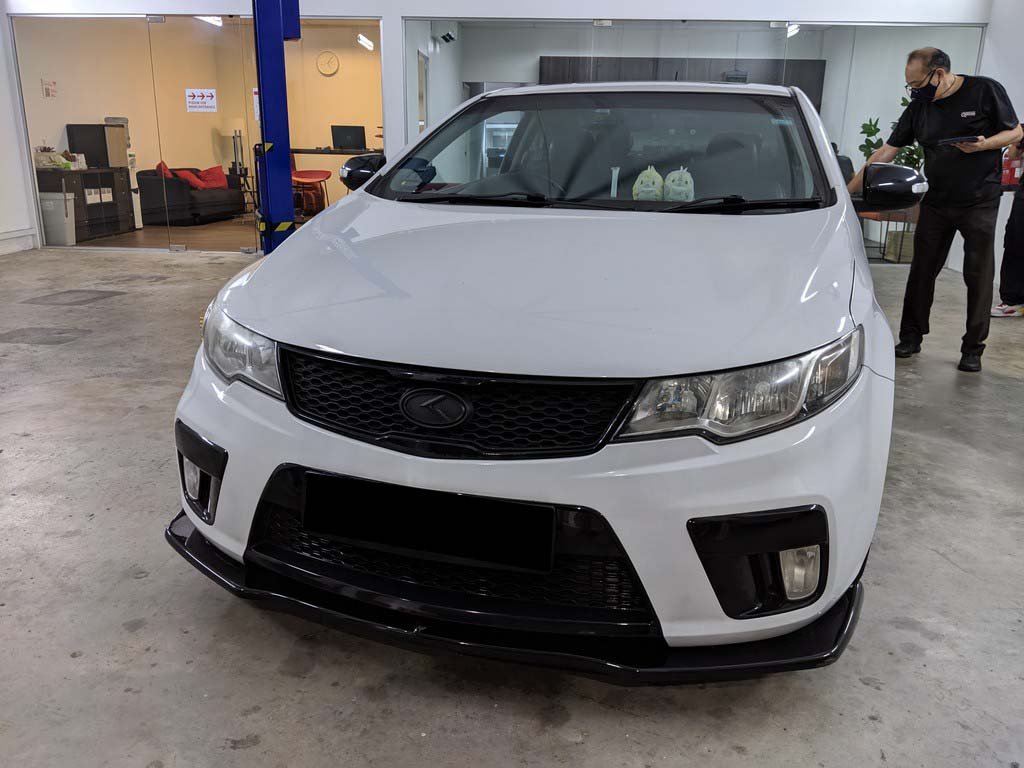 Kia Cerato Forte Koup 1.6A SX Sunroof (COE Till 02/2025)