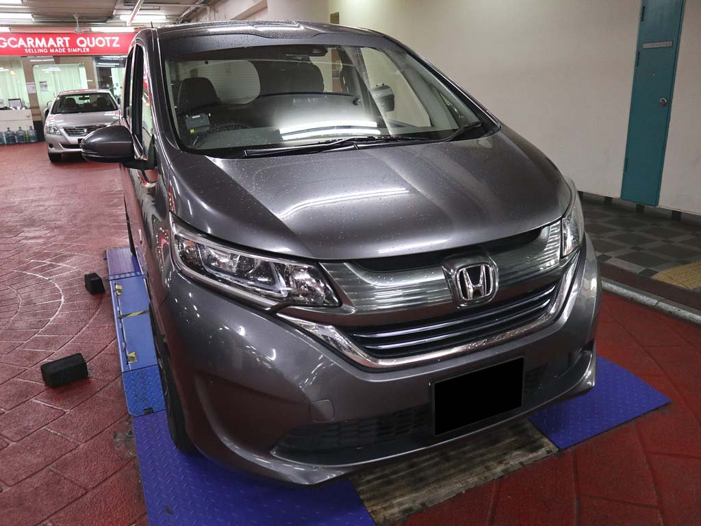 Honda Freed 1.5G Auto (Hybrid)