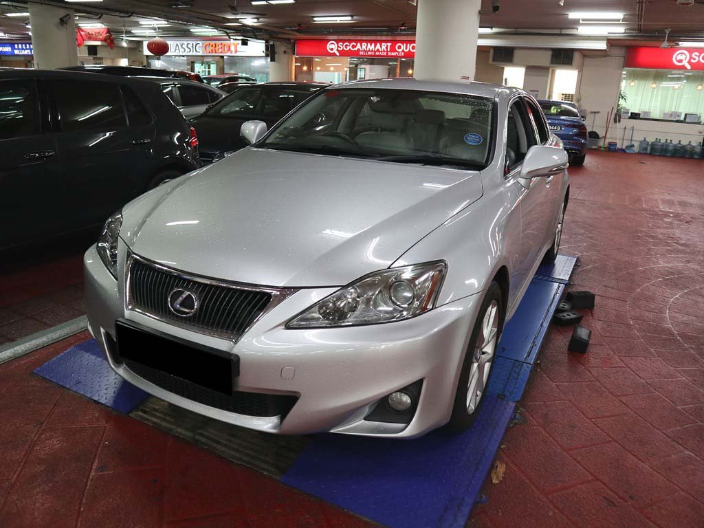 Lexus IS250 Auto STD (COE Till 12/2030)