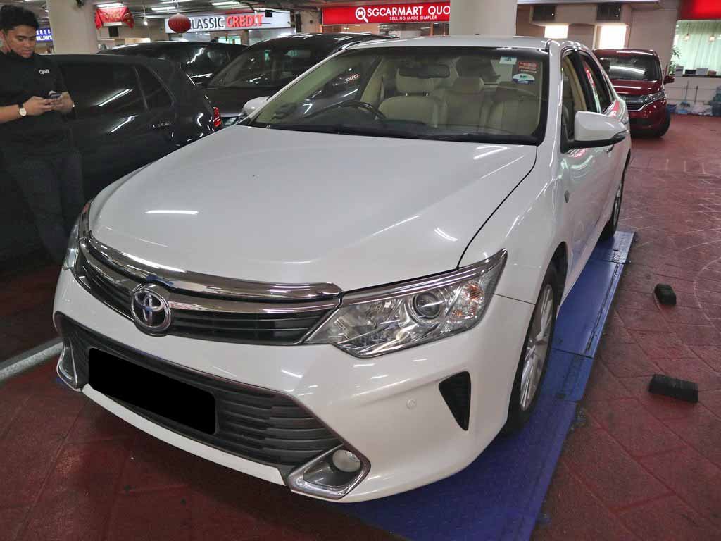 Toyota Camry 2.5 Auto