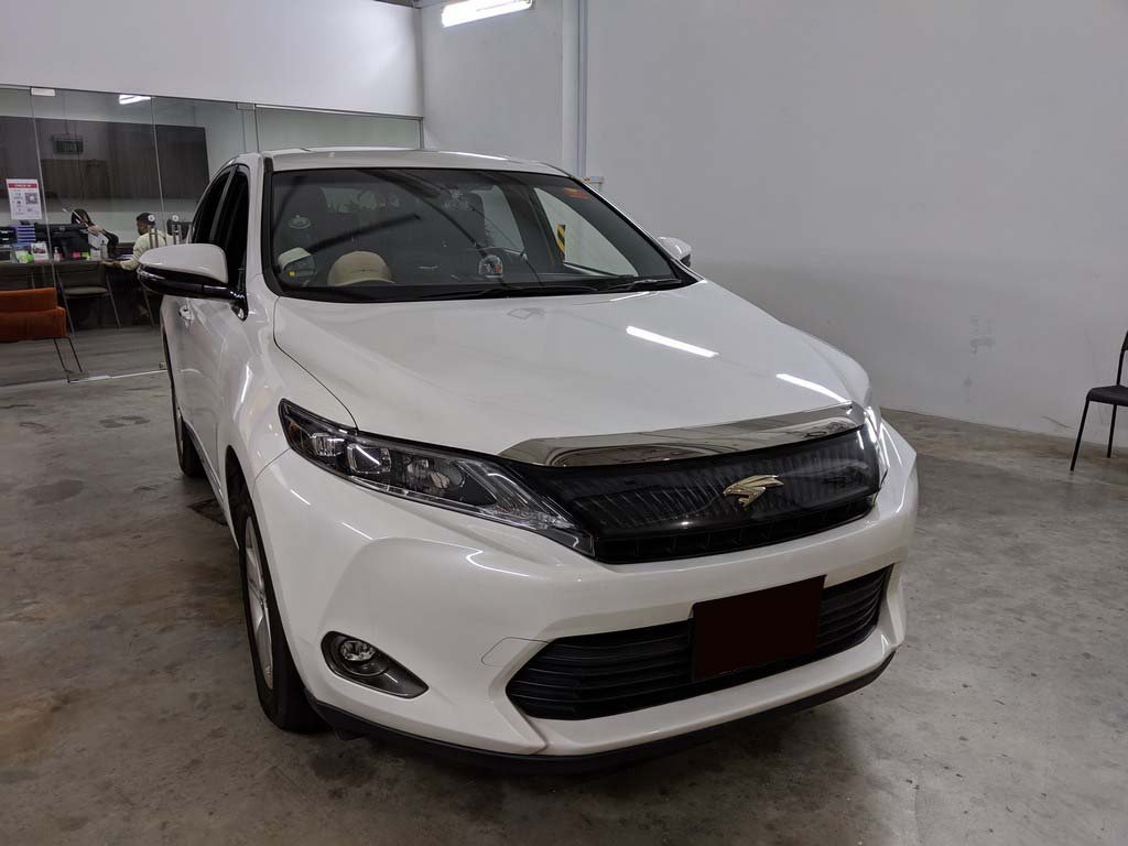 Toyota Harrier Elegance 2.0 CVT