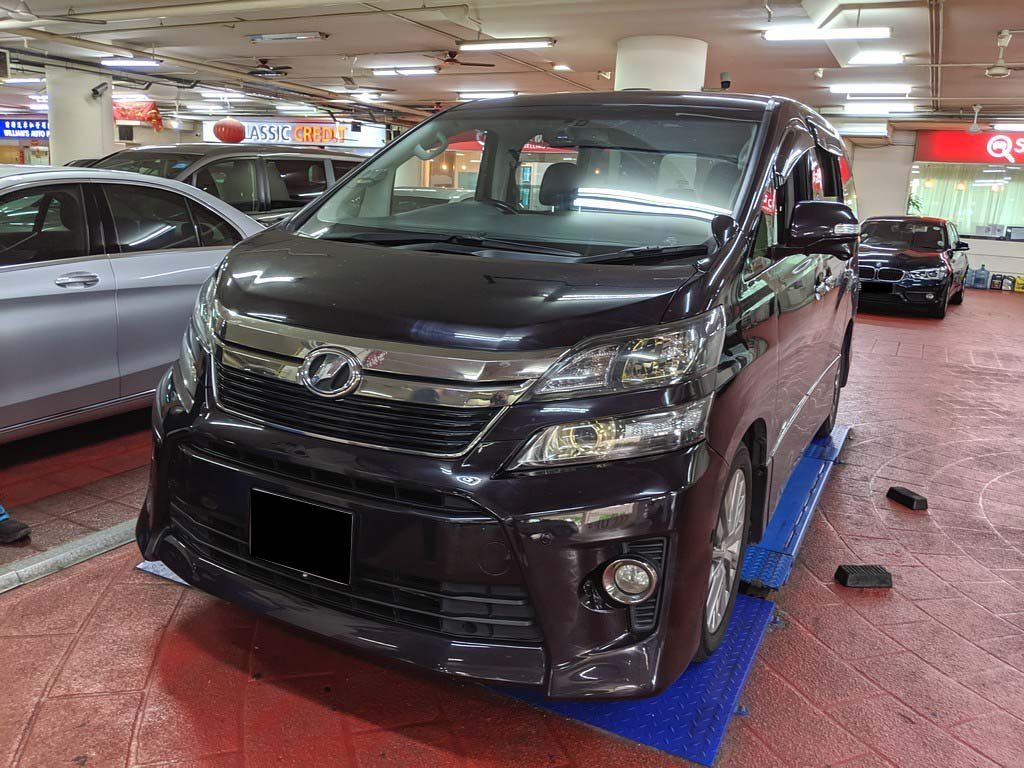 Toyota Vellfire 2.4Z Golden Eyes II