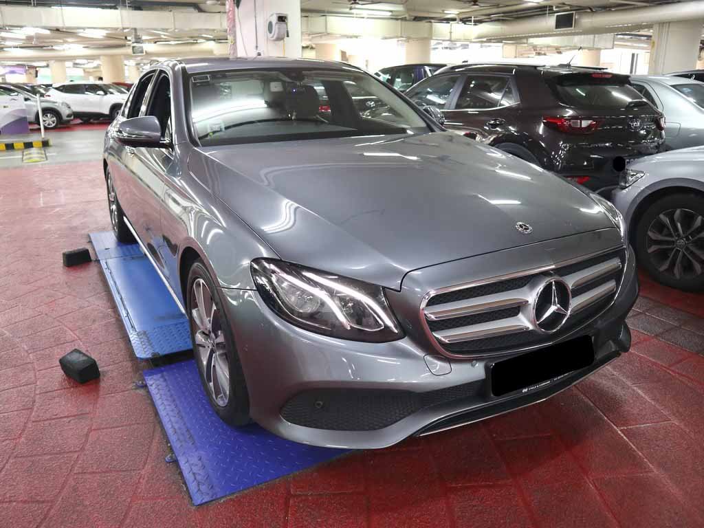 Mercedes Benz E250 AVG (R18 LED)