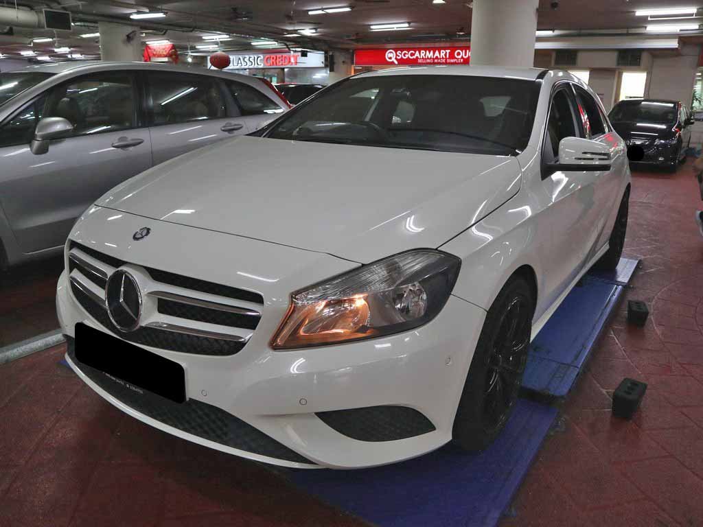 Mercedes Benz A200 Blue Efficiency