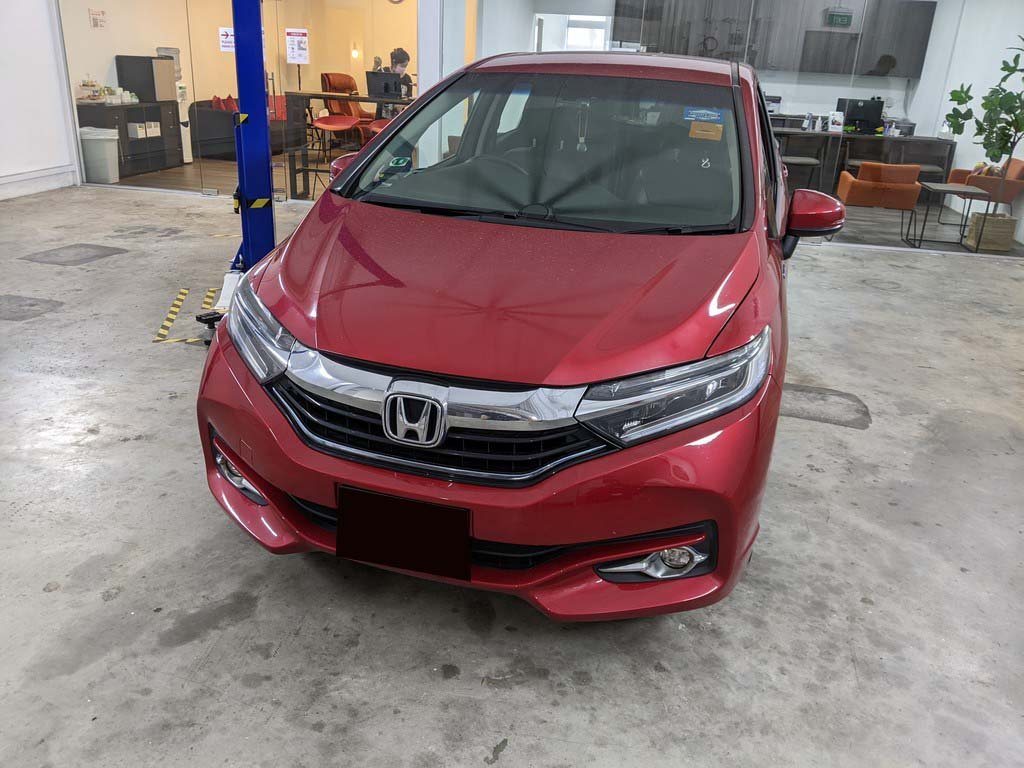 Honda Shuttle Hybrid 1.5 Auto (Hybrid)