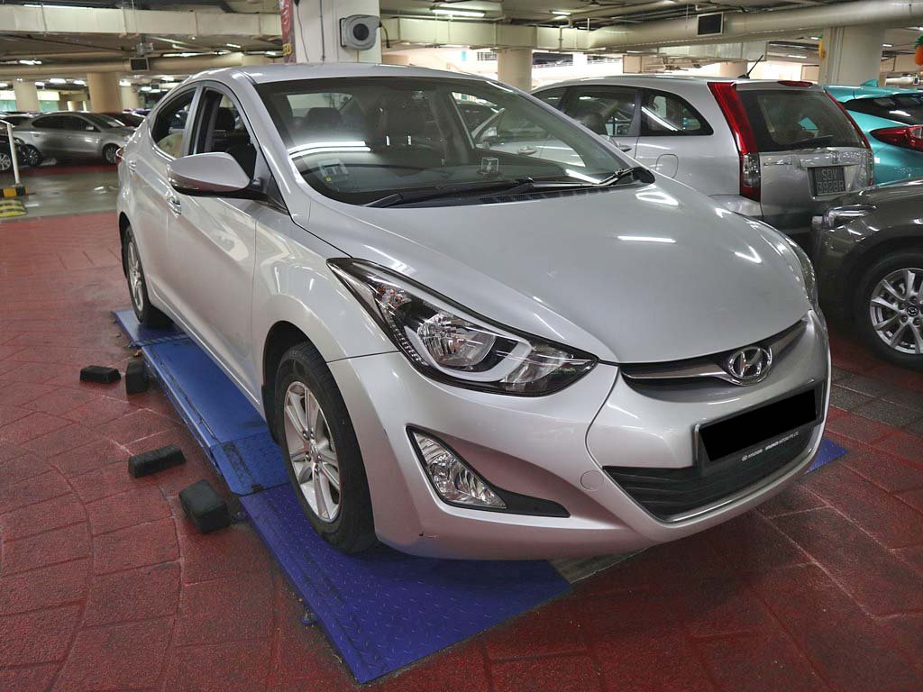 Hyundai Elantra 1.6A