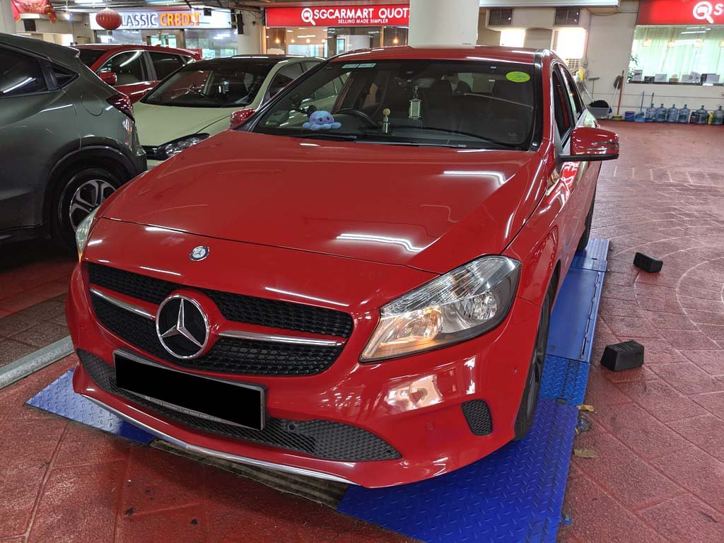 Mercedes Benz A200 FL Style (R17 HLG)