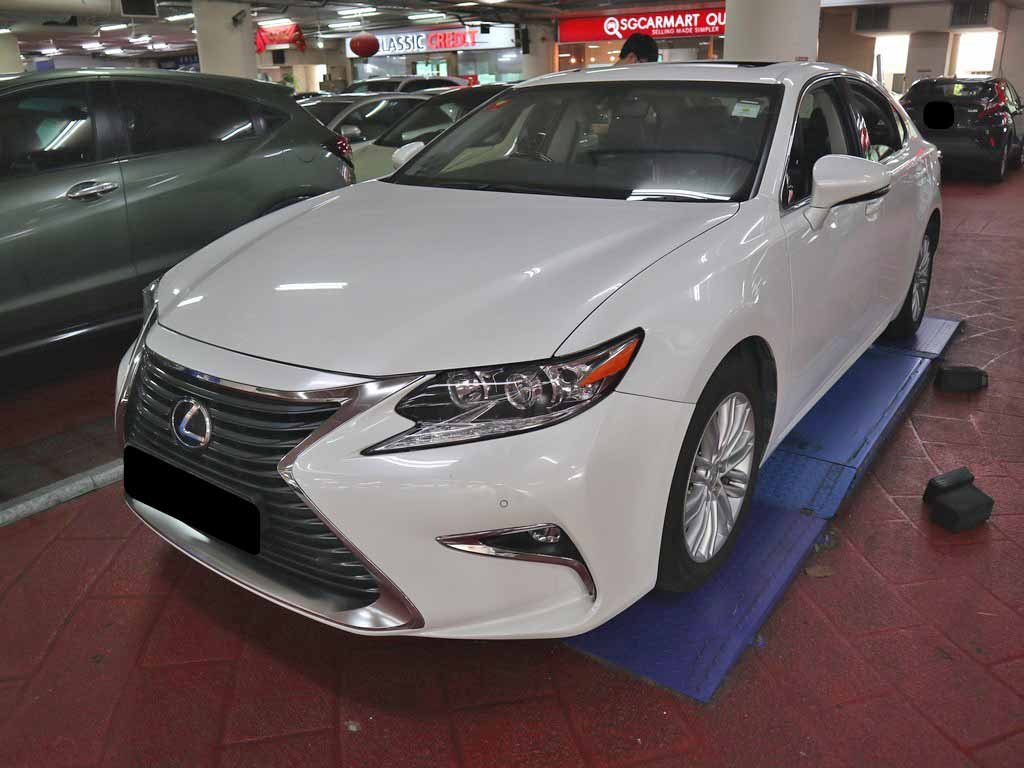 Lexus ES250 AT Sunroof