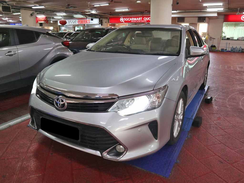 Toyota Camry 2.5 Auto