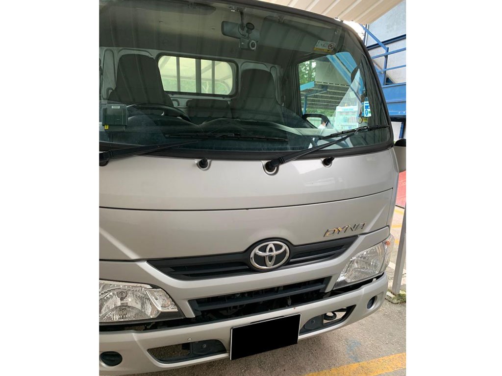 Toyota Dyna 150 5mt