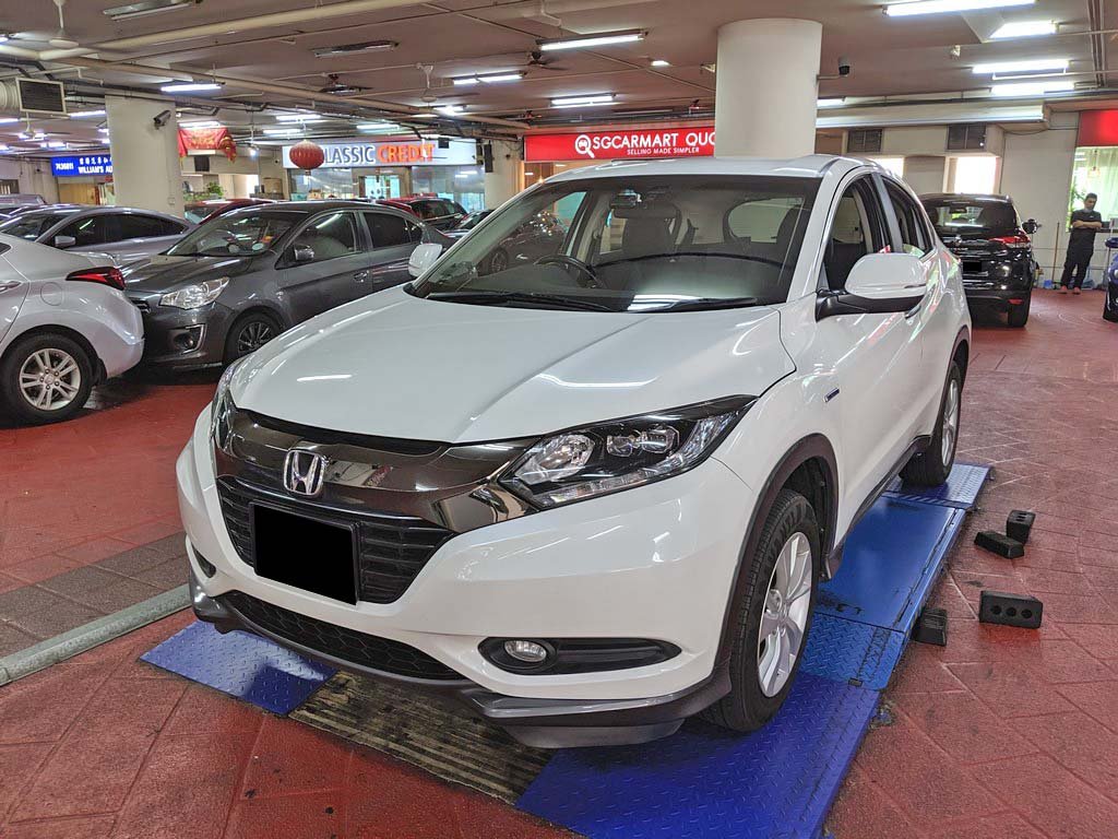 Honda Vezel 1.5X A (Hybrid)