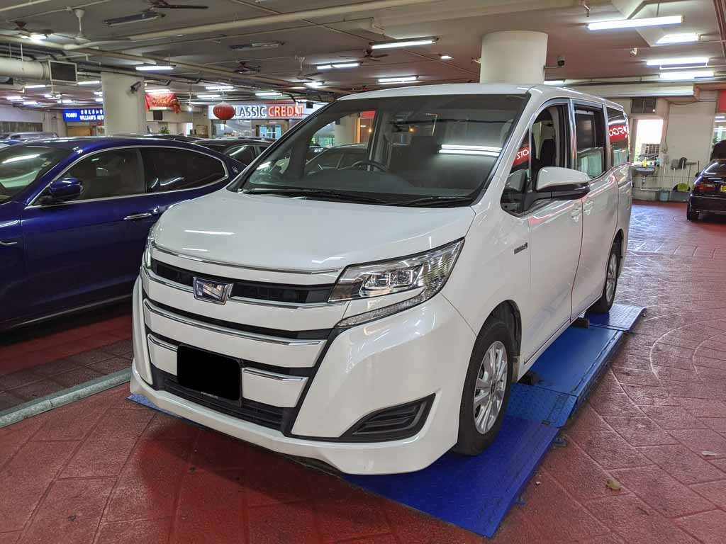 Toyota Noah 1.8X AT (Hybrid)