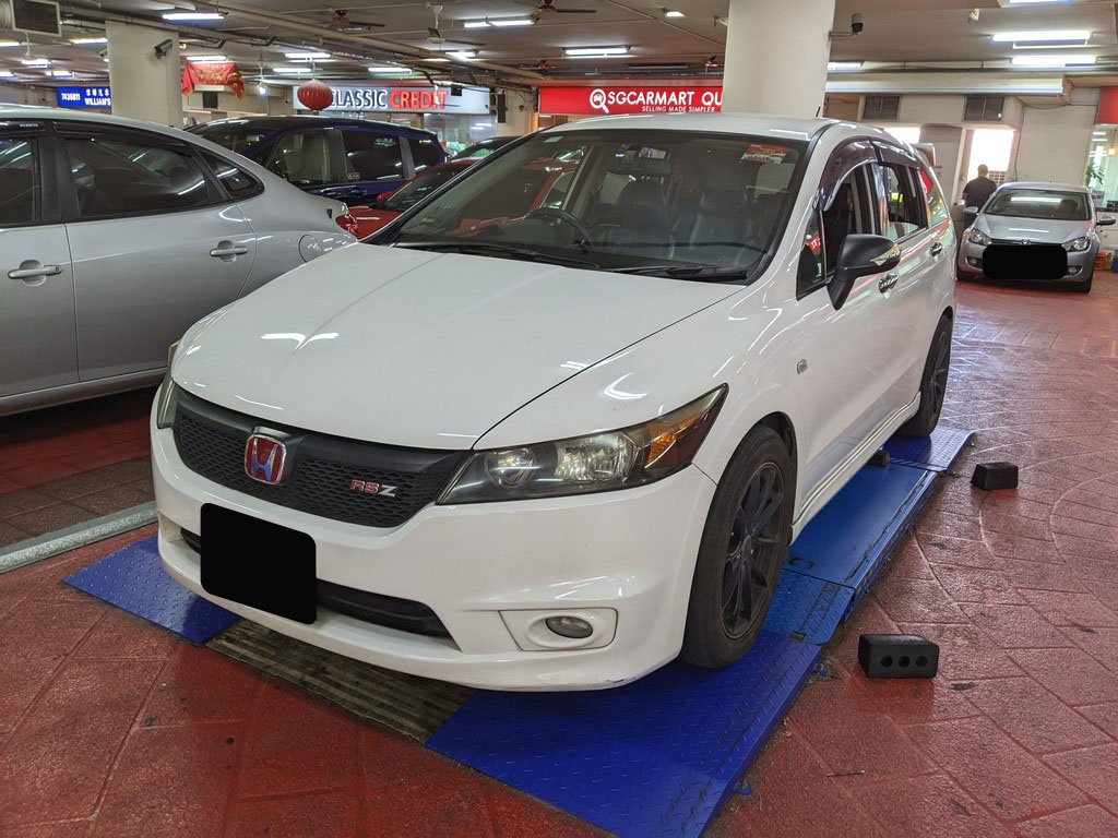 Honda Stream 1.8 RSZ A (COE TILL 11/2022)
