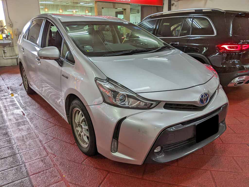 Toyota Prius Alpha 1.8s Cvt (Hybrid)
