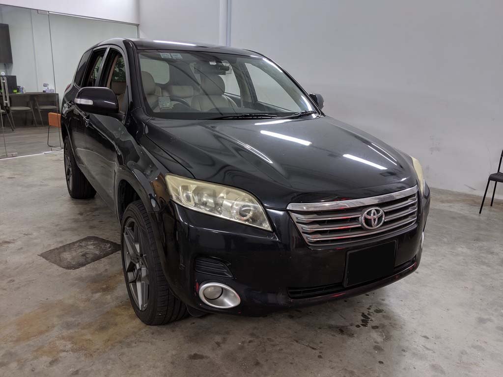 Toyota Vanguard 2.4 A (COE Till 03/2024)