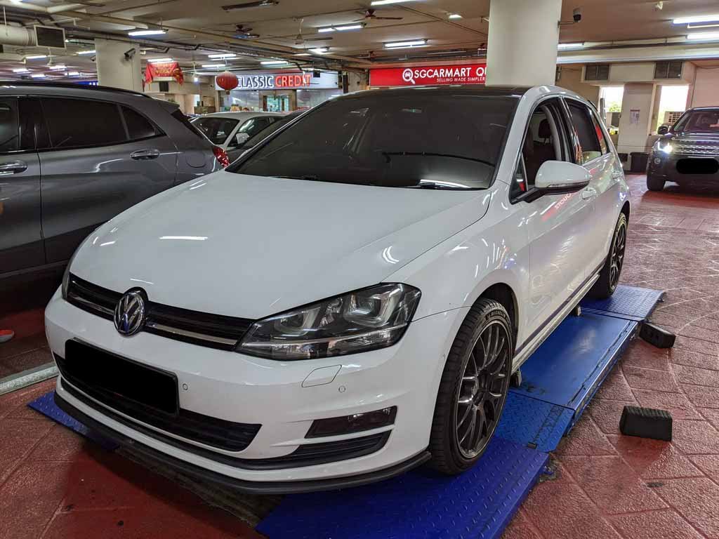 Volkswagen Golf A7 1.4 TSI AT Sunroof HID