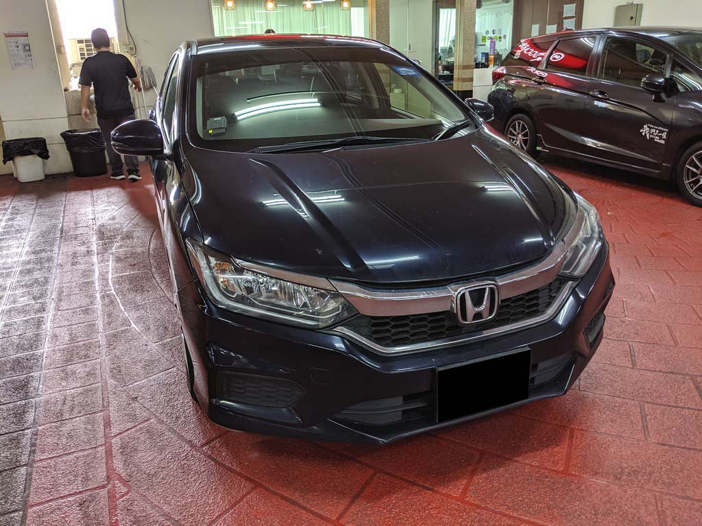 Honda Grace 1.5DX Auto (Hybrid)