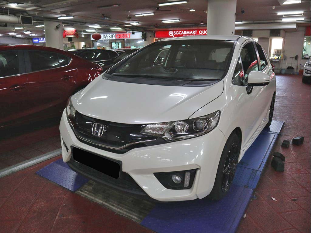 Honda Jazz 1.5 VTIR CVT