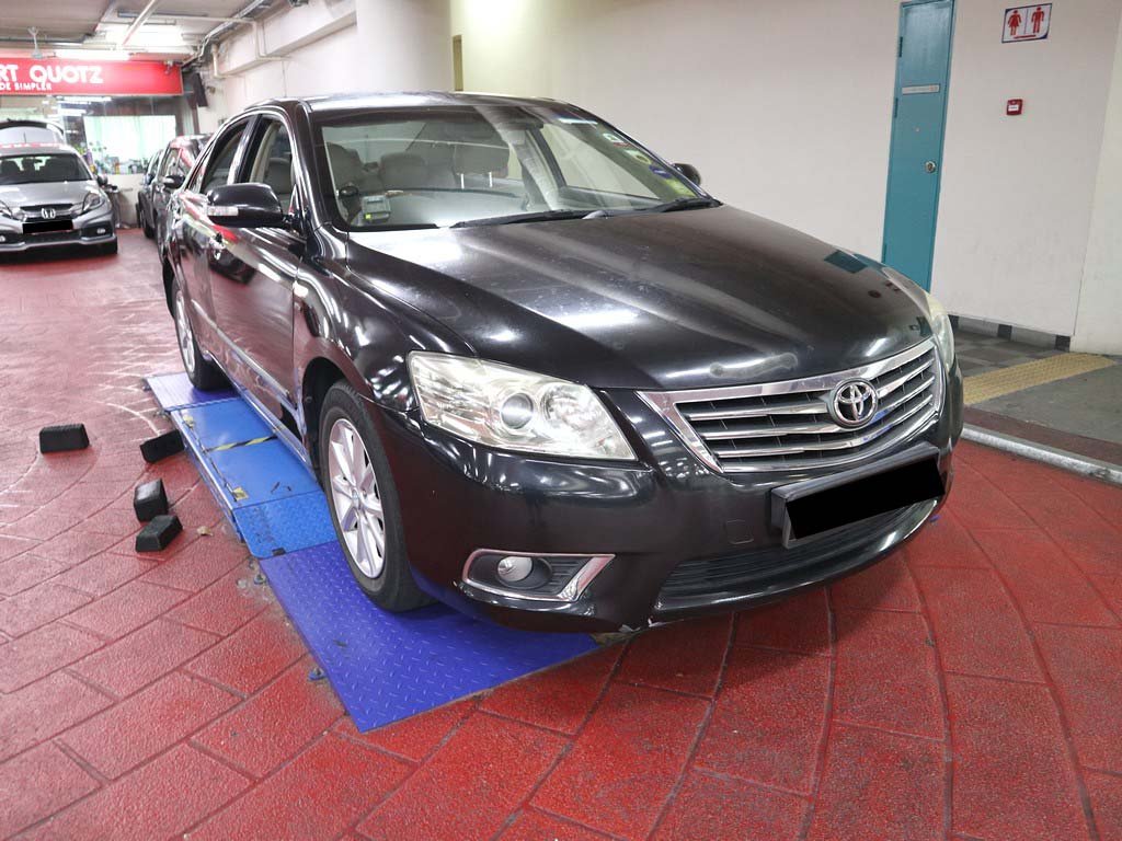 Toyota Camry 2.0 Auto (COE Till 08/2030)