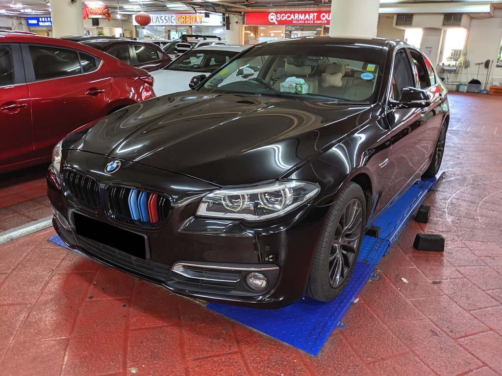 BMW 520I