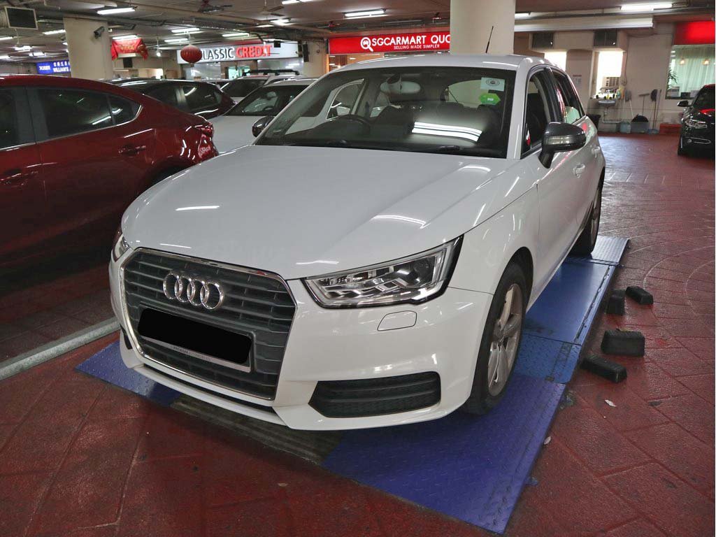 Audi A1 SB 1.0 TFSI (PI)