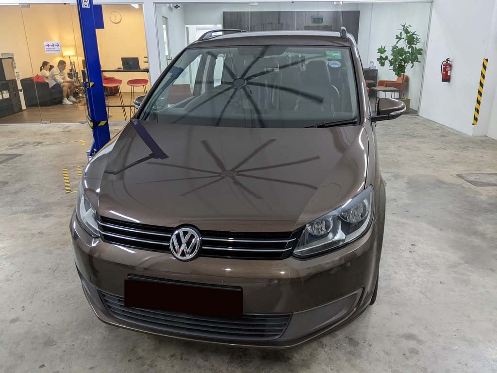 Volkswagen Touran 1.4L AT TSI 1T32B4