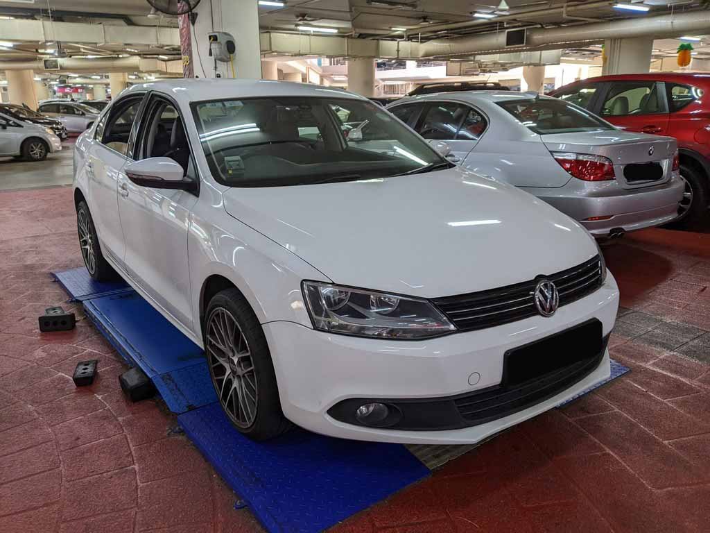 Volkswagen Jetta 1.4 TSI AT