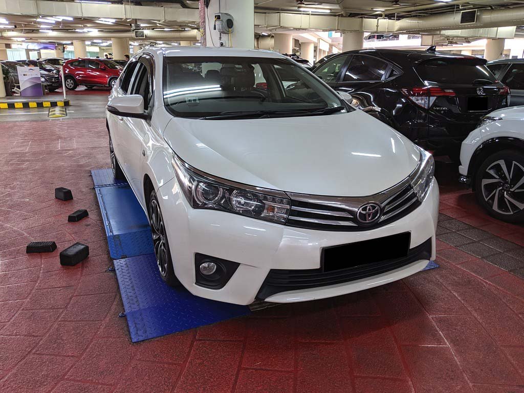 Toyota Corolla Altis 1.6 CVT