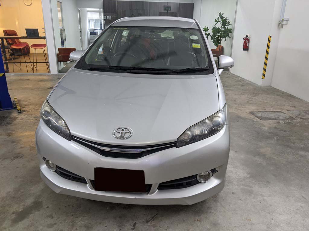 Toyota Wish 1.8 CVT