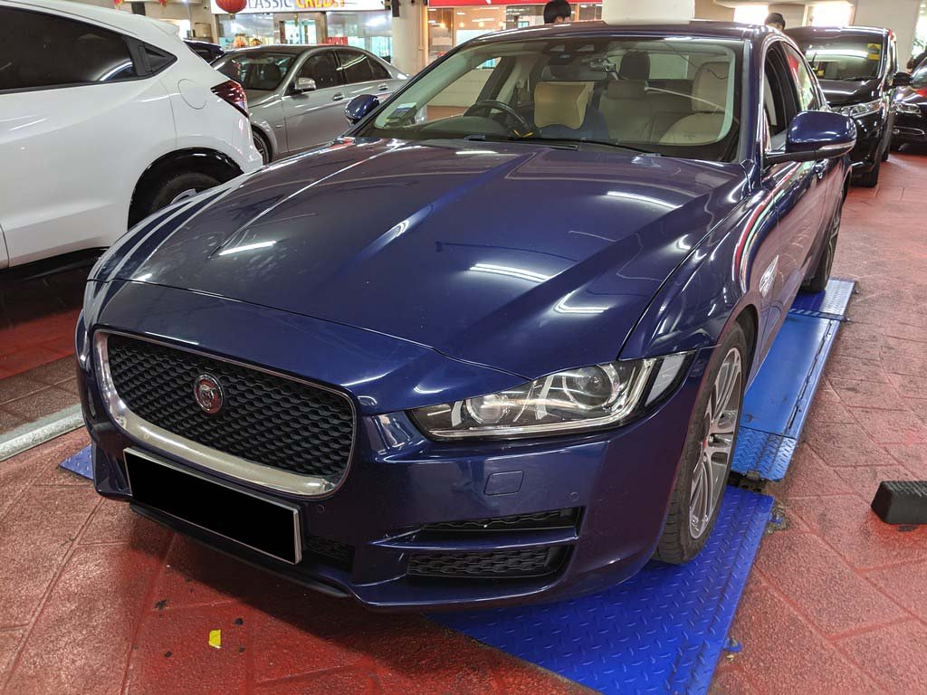 Jaguar XE 2.0 I4D TSS